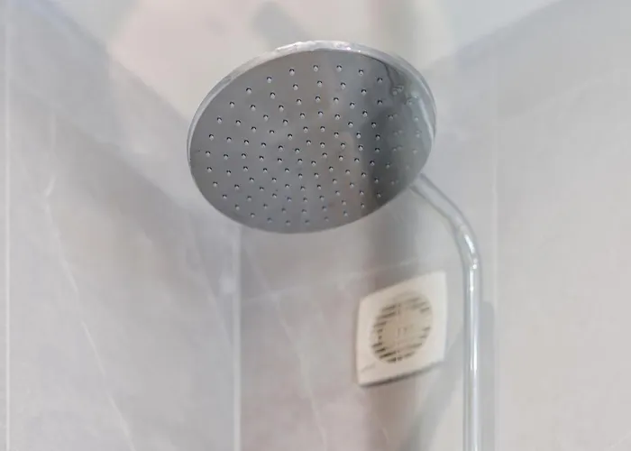 Appartement Fantastically Located Modern With Garage Available